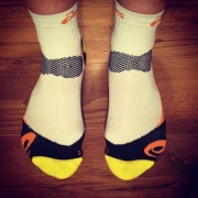 asics best running socks